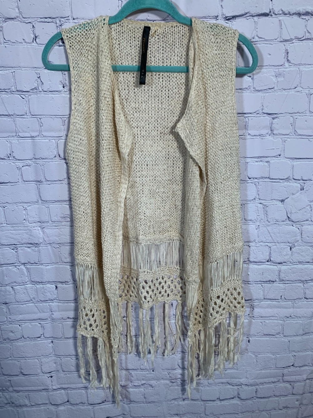 Renee C. Women Crochet Sleeveless Vest Cream Fringe Sz M/L Festival Boho Western